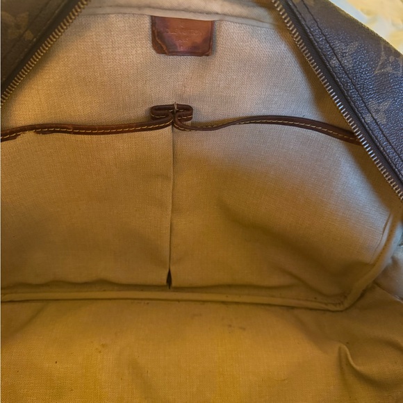 Vintage Louis Vuitton Deauville Monogram Structured Travel Bag - Picture 7 of 10